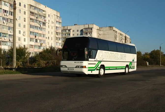 Автобус Neoplan 116